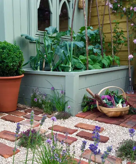 Com Canteiros Elevados de Tijolos: Organização Charmosa - inspiração