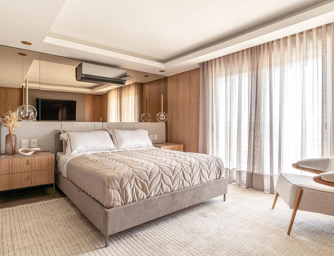 Quarto de Casal Decorado com Texturas Naturais e Paleta Neutra: Relaxamento Puro - inspiração