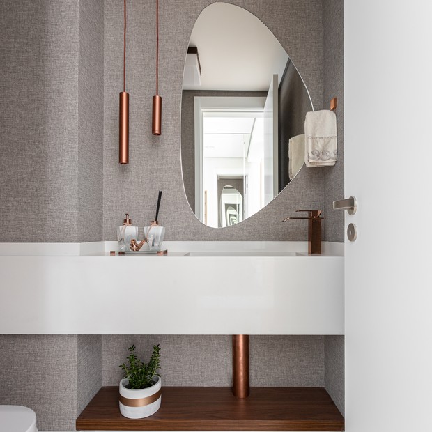 Geométrico Moderno: Linhas e Cores para um Banheiro com Atitude - ideia