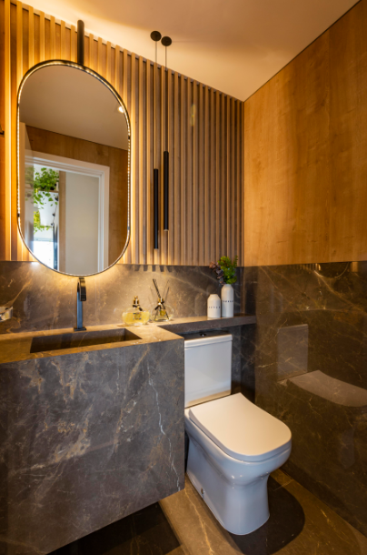 Banheiro Elegante: Mármore e Detalhes em Preto - ideia