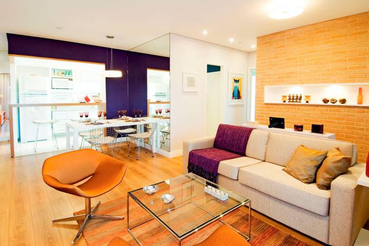 Com Espelhos Estratégicos para Ampliar a Energia Positiva - detalhe