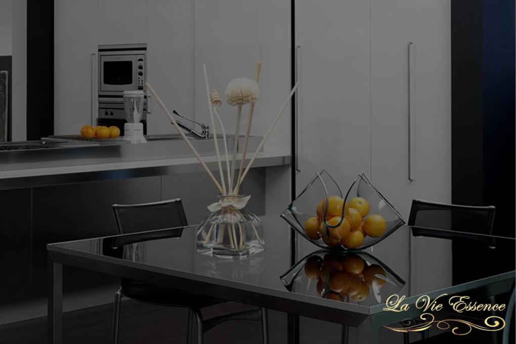 Difusores de Varetas Decorados: Elegância e Fragrância Contínua - detalhe