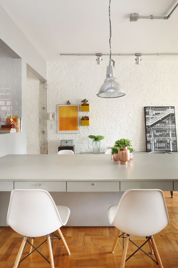 Spots de Trilho na Cozinha: Funcionalidade com Estilo Industrial - ideia