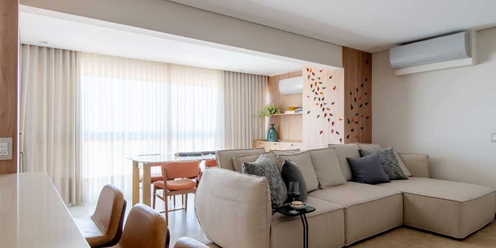 Cortineiro Rústico com Detalhes em Madeira: Aconchego Natural - detalhe