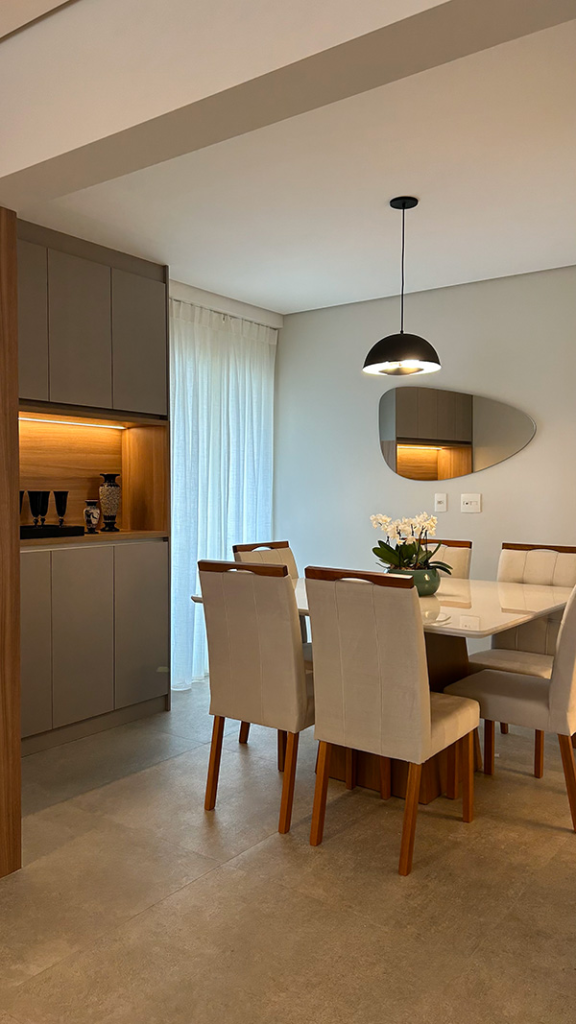 Com Detalhes em Espelho para Ampliar o Ambiente - ideia