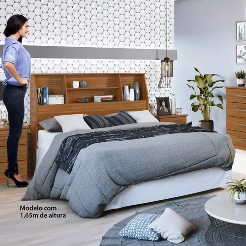 Cabeceira Multifuncional com Nichos e Prateleiras: Organização e Praticidade - ideia