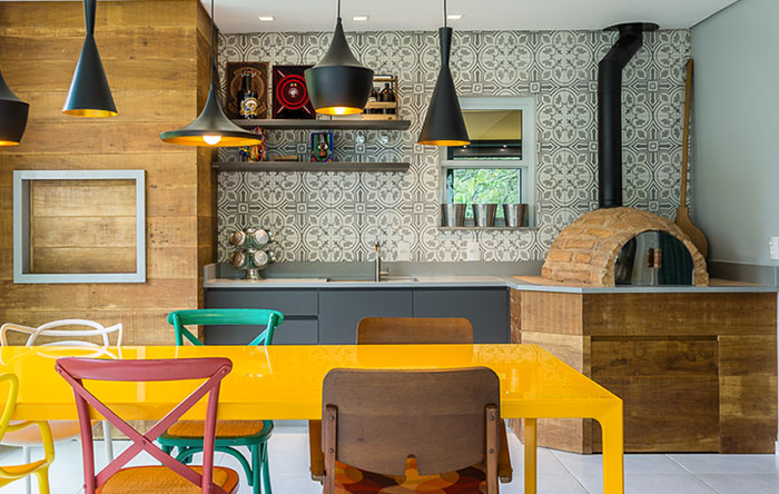 Móveis de Madeira Colorida: Alegria e Personalidade para o Seu Espaço - ideia