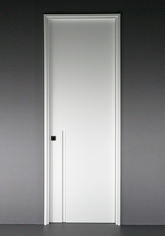 Porta de Giro com Puxador Cava Minimalista - detalhe