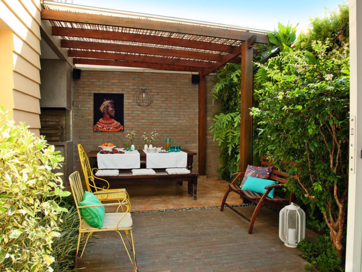 Conectada à Natureza: Integração com Jardim Vertical - ideia