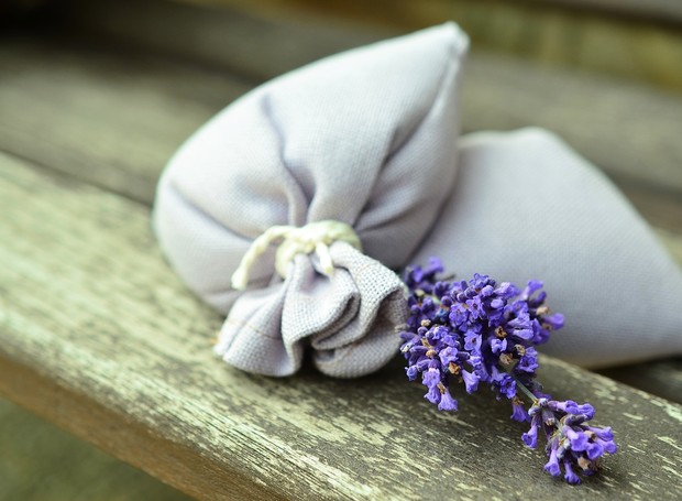 Sachês Perfumados Escondidos: Segredo de um Aroma Delicado - detalhe