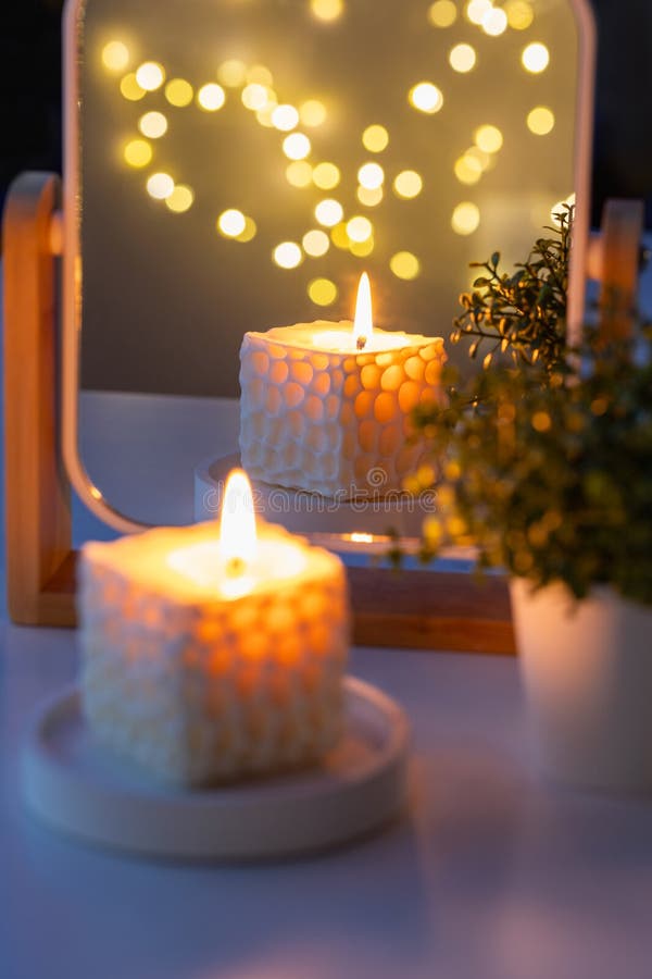 Velas e Espelhos: Ampliando a Luz e o Espaço - inspiração