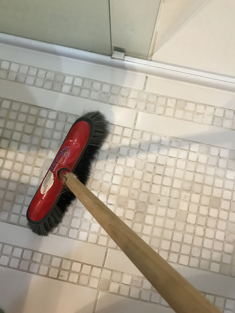 Rejuntes Novos por Mais Tempo: Estratégias para um Banheiro Impecável - detalhe