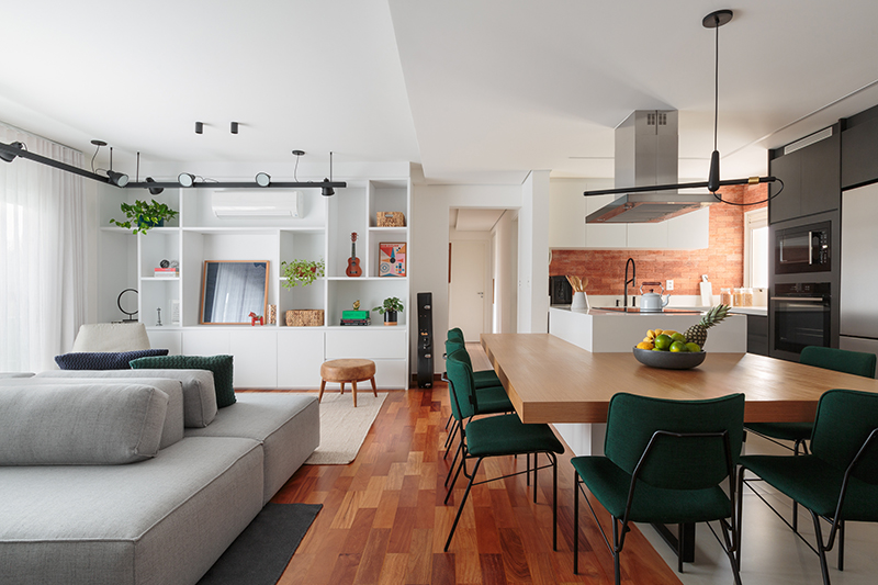 Cozinha Integrada com Sala de Jantar e Pendentes Industriais - inspiração