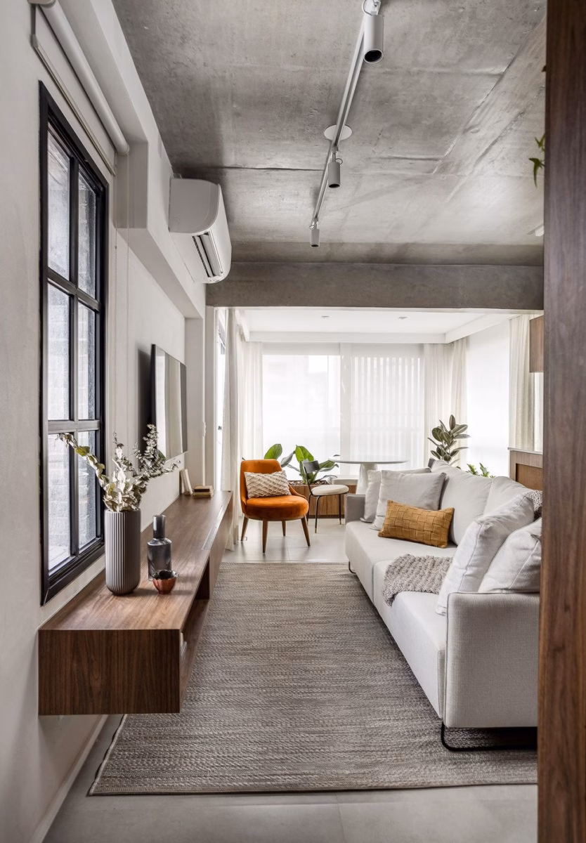 Com Toques de Cor em Tons Terrosos - ideia