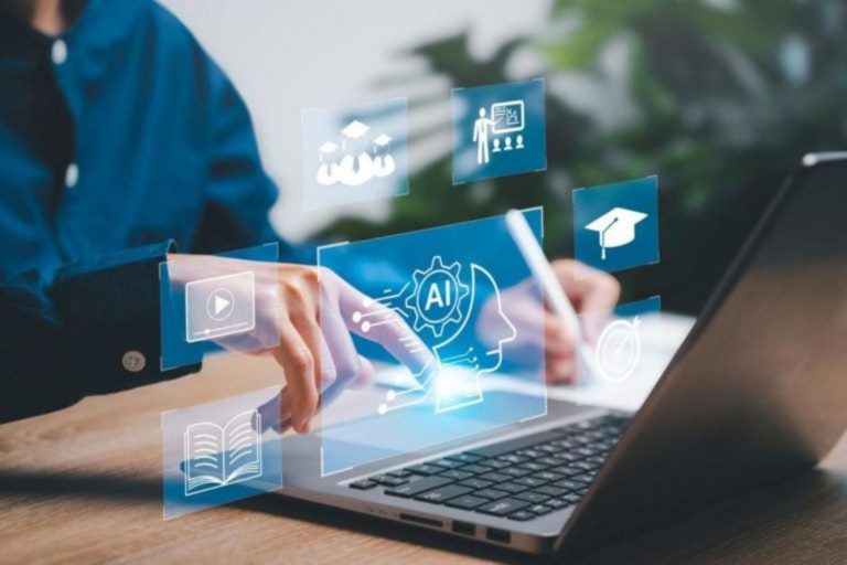 Tecno-Futurista: Inovação e Eficiência na Gestão Financeira - detalhe