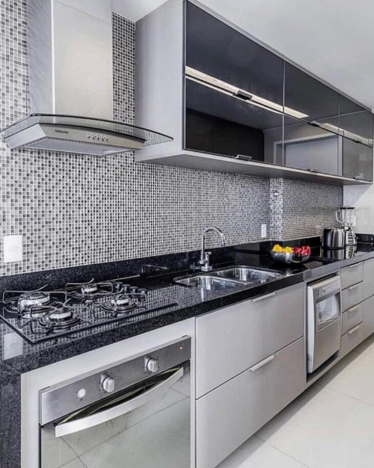 Pastilhas de Vidro e Inox: A Combinação Perfeita para um Design Urbano - ideia