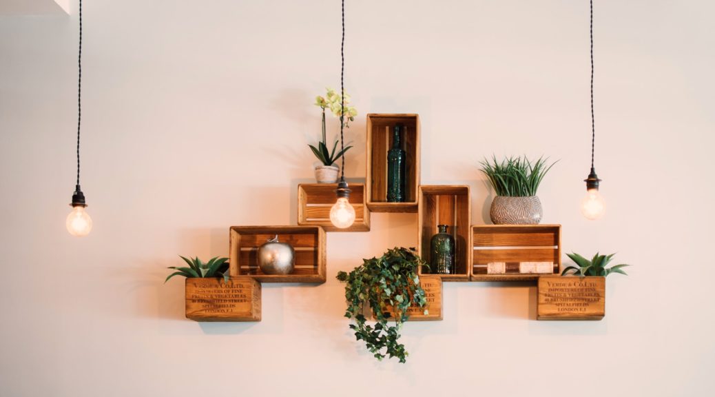 Com Pallet na Parede e Decoração Sustentável - detalhe