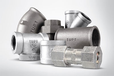 Conexões Hidráulicas Expostas em Luminárias Industriais: Um Toque Punk e Sofisticado - inspiração