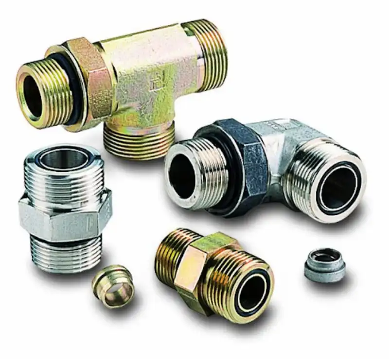 Conexões Hidráulicas Expostas em Luminárias Industriais: Um Toque Punk e Sofisticado - detalhe