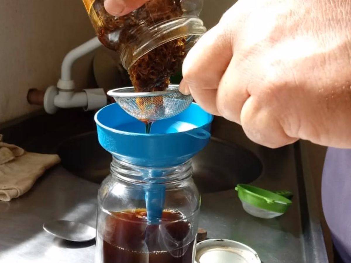 Com Calda de Fumo Caseira: Uma Receita Tradicional - detalhe