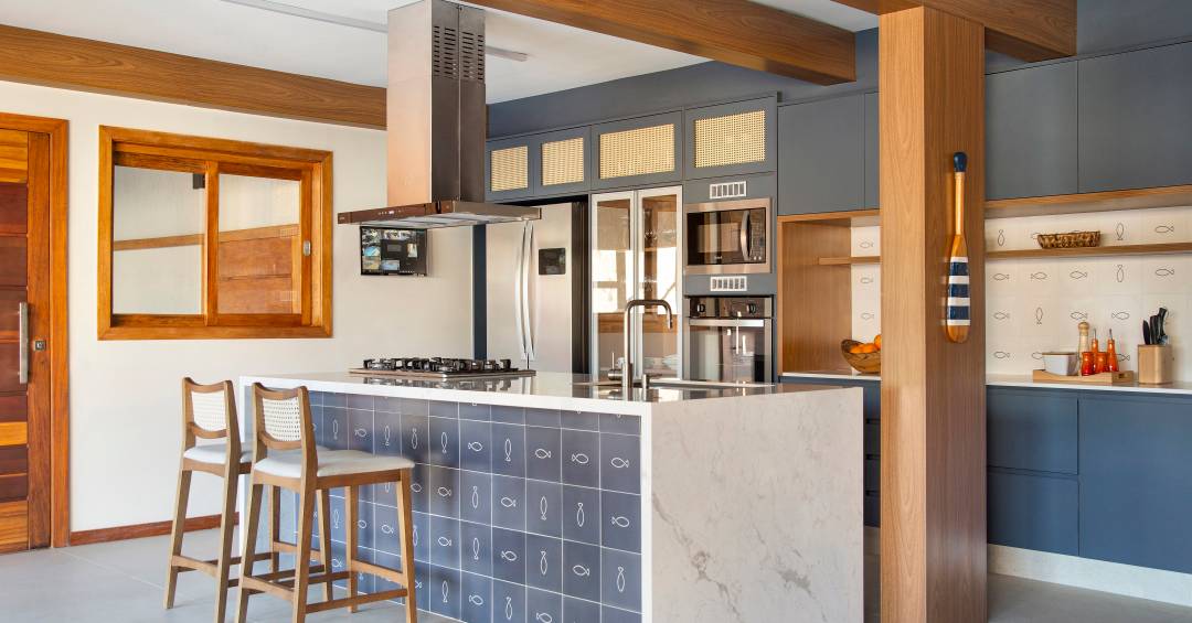 Azulejos que Contam Histórias: Revestimentos com Temática Marinha - inspiração