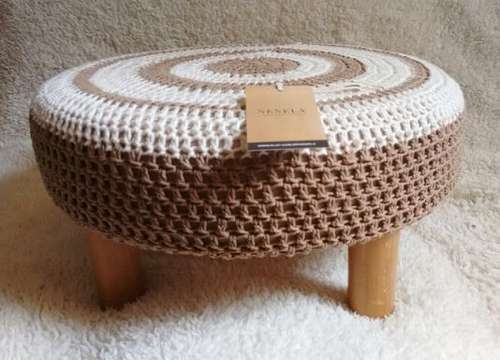 Puff de Pneu com Crochê Vibrante: Abrace as Cores! - inspiração