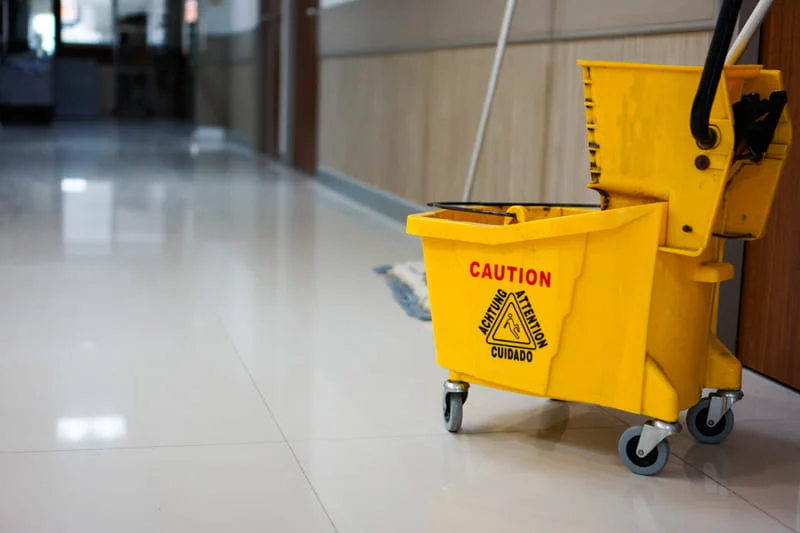 Truque do Balde Multiuso: Tenha Tudo à Mão Para Uma Limpeza Rápida e Eficaz! - inspiração