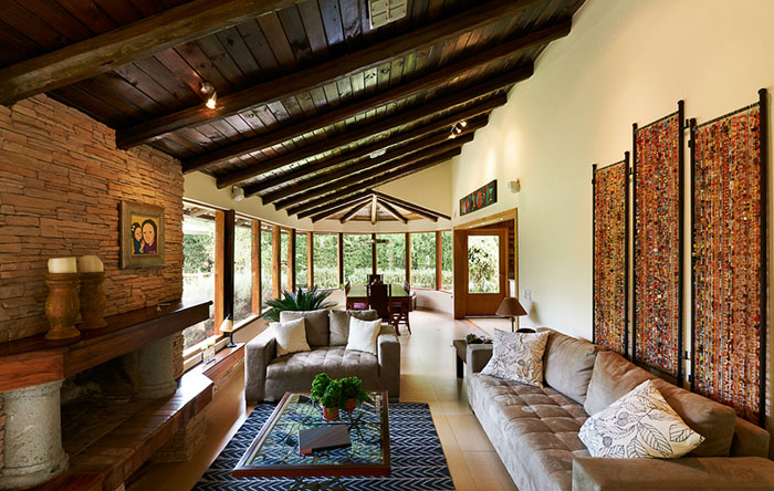 Aconchego Rústico Chic: Texturas Naturais e Cores Quentes - inspiração