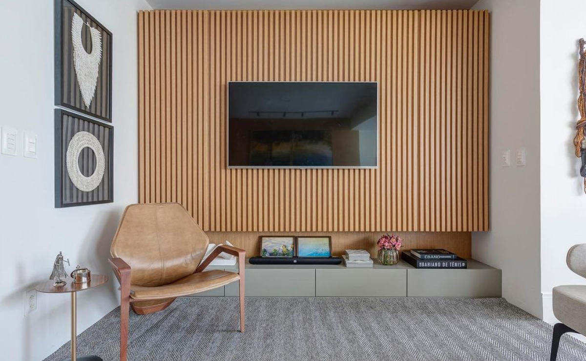 Quartos Aconchegantes com Painéis Ripados de Madeira - detalhe