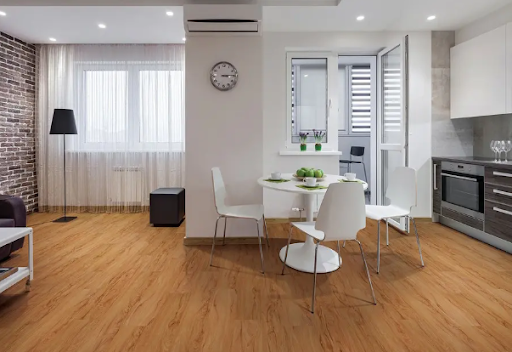 Integração Total com Piso Único de Porcelanato Amadeirado - ideia